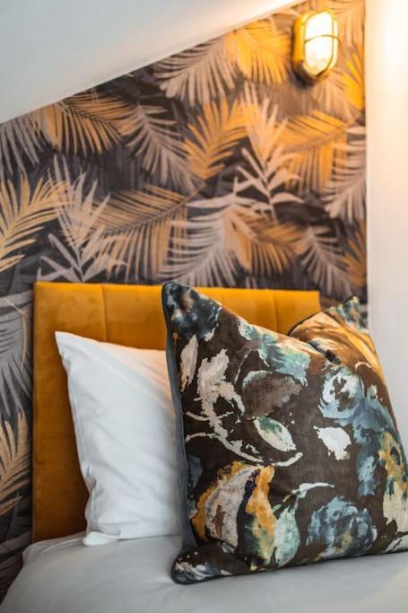 The West End Loft - 5* Retreat - Private Parking! Daire Glasgow Dış mekan fotoğraf