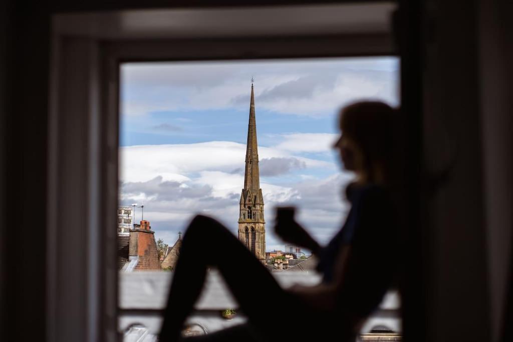 The West End Loft - 5* Retreat - Private Parking! Daire Glasgow Dış mekan fotoğraf